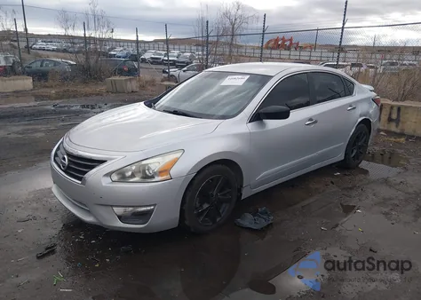 2014 Nissan Altima 2.5 Sv z USA, uszkodzony, nr VIN 1N4AL3AP8EC104692
